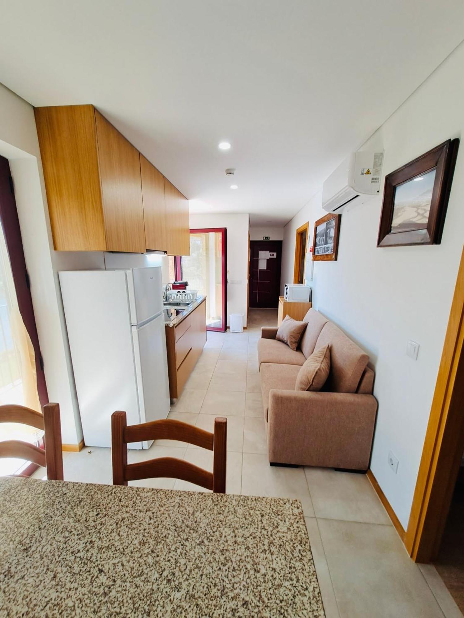 Burguesinha Al Entre-Os-Rios Apartamento Exterior foto